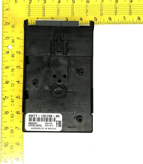 Ford OEM Lighting Control Module 4W7Z-13C788-BC NOS