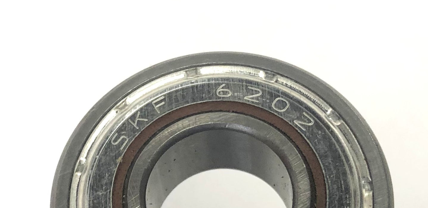 SKF Sealed Ball Bearing (No Box) 6202 [Lot of 4] NOS