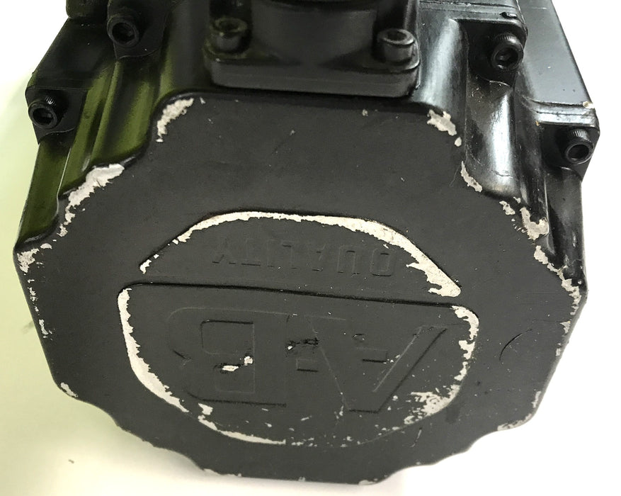 Allen Bradley Servo Motor VPL-B1654D-CJ12AA USED