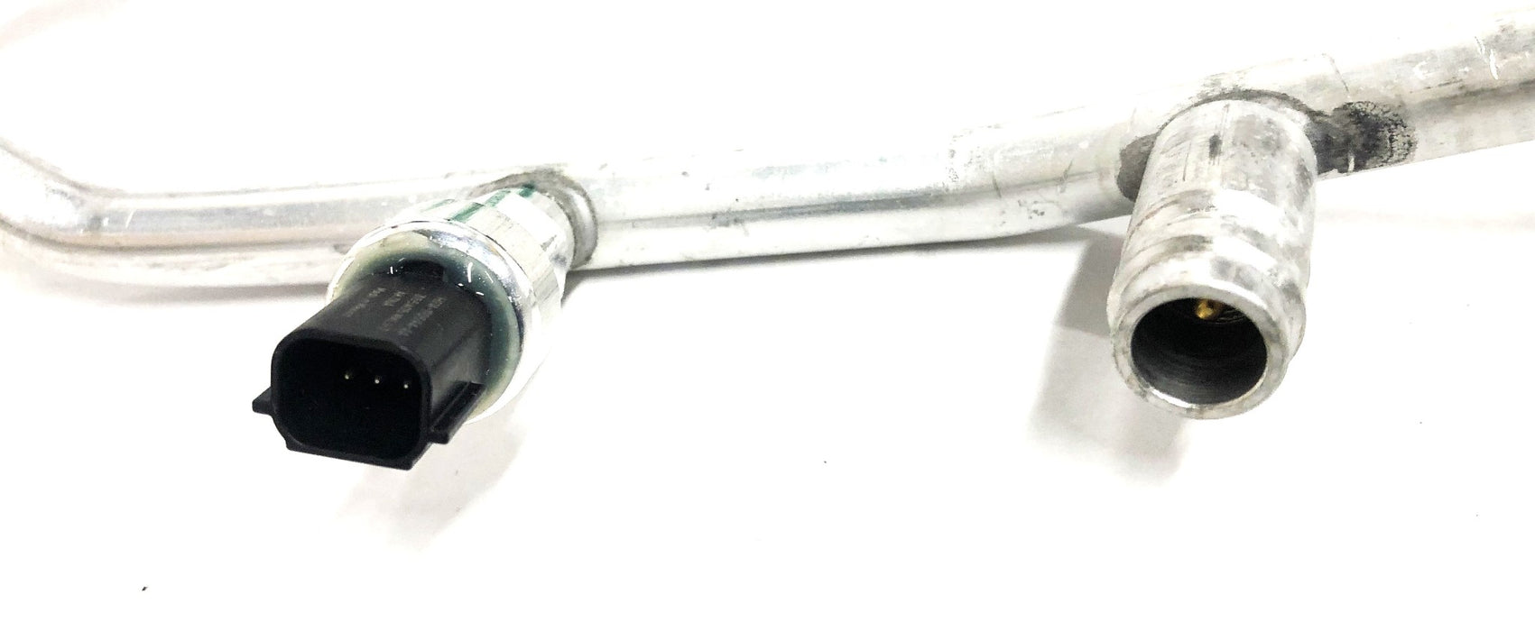 Ford Motorcraft A/C Refrigerant Discharge Hose YF-38362 (LC2Z-19972-B) NOS