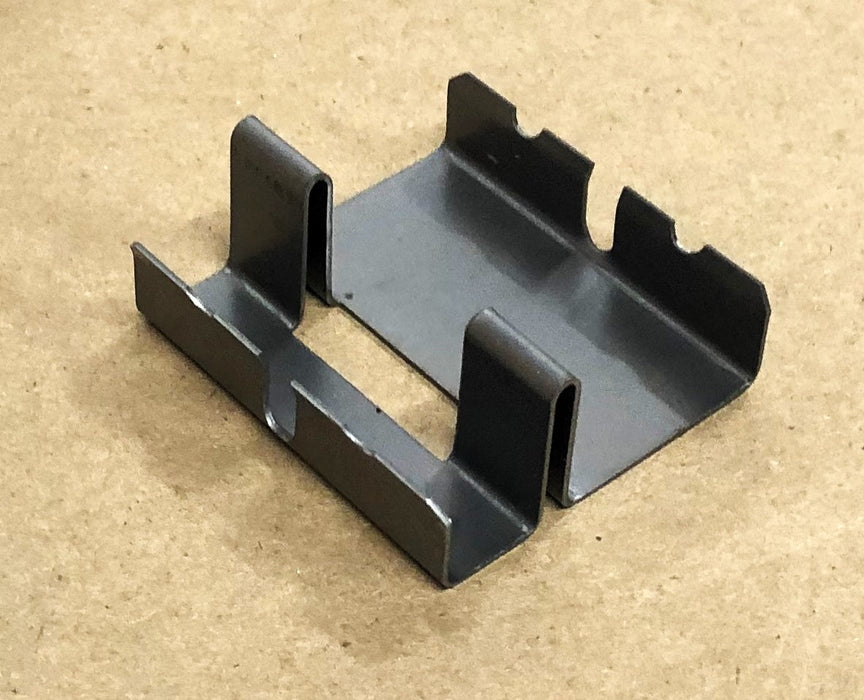 Legrand Wiremold 2400 Series Raceway Fiberready Divided Elbow 2411DFO-FW NOS