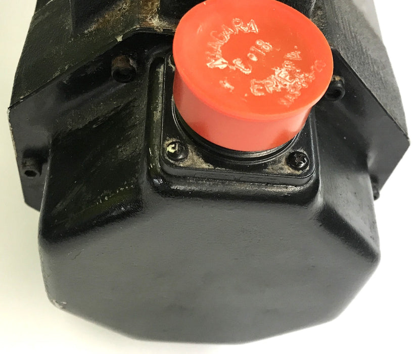 Allen Bradley Servo Motor F-4050-Q-H00AA USED