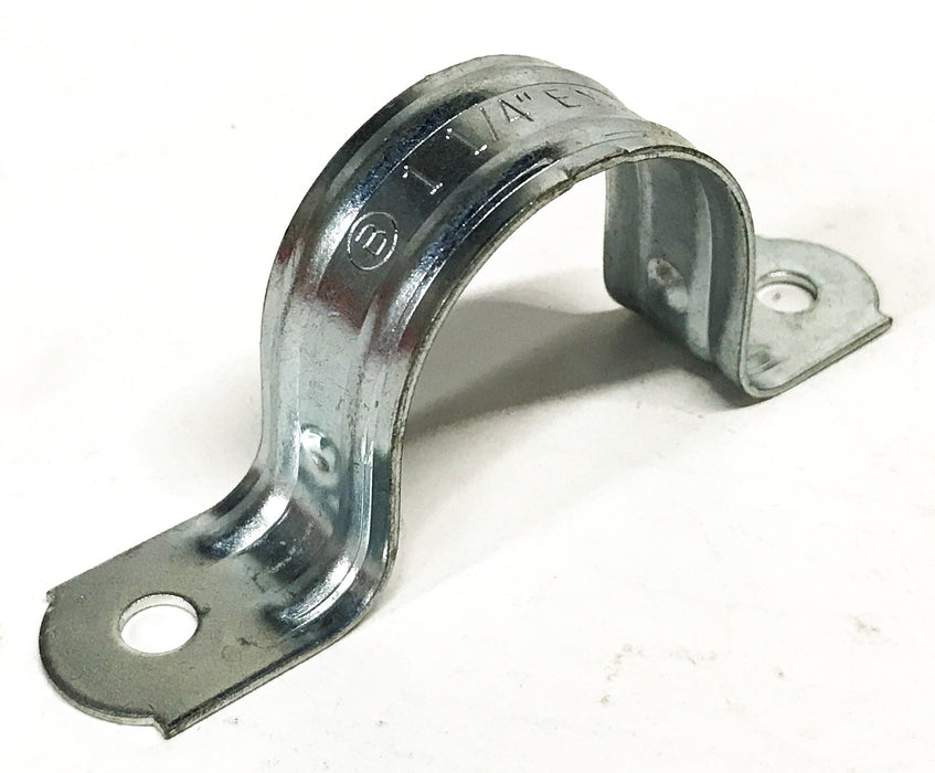 Bridgeport Fittings 1-1/4 inch 2-Hole Pipe Strap 1923 [Lot of 8] NOS