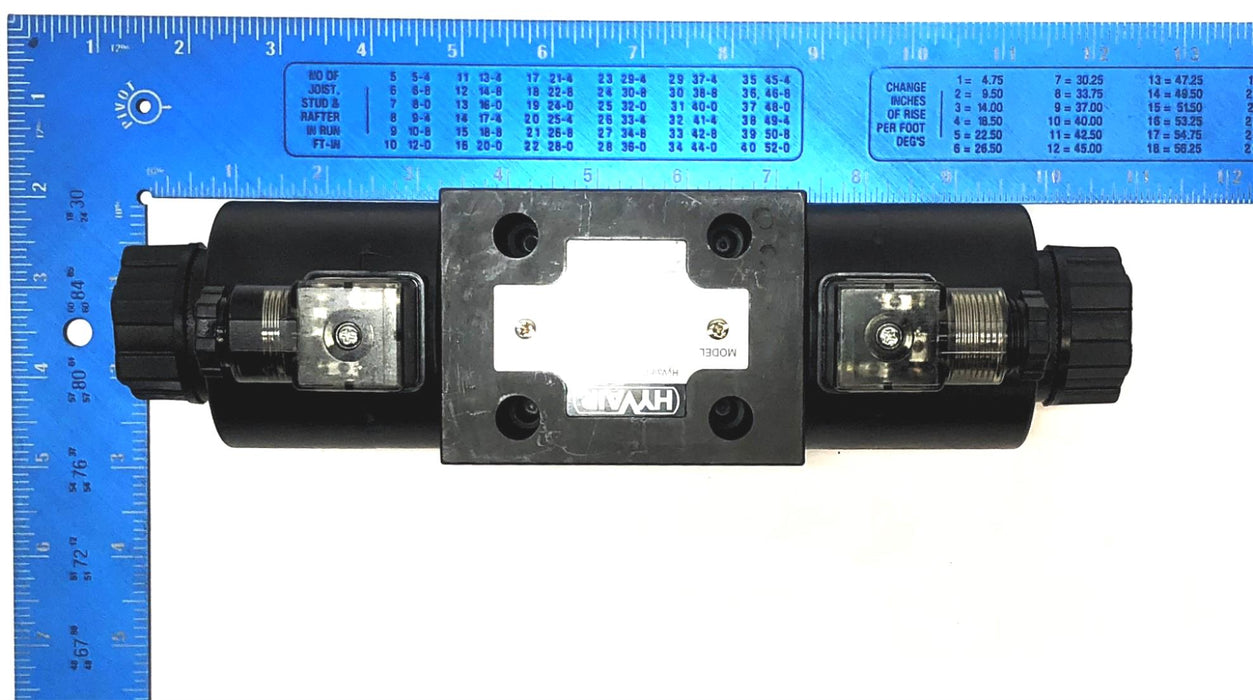 Hyvair Control Solenoid Valve D05SD-2C-24D-35 NOS