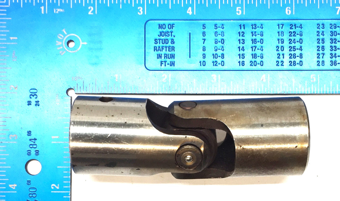 Curtis/Lovejoy Universal Joint 3/4" Square Bore CJ650 USED
