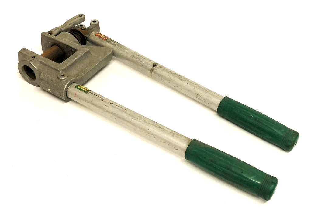 Greenlee Flex-Grip 1-5/8 Inch C-Frame Stud Punch 709 USED
