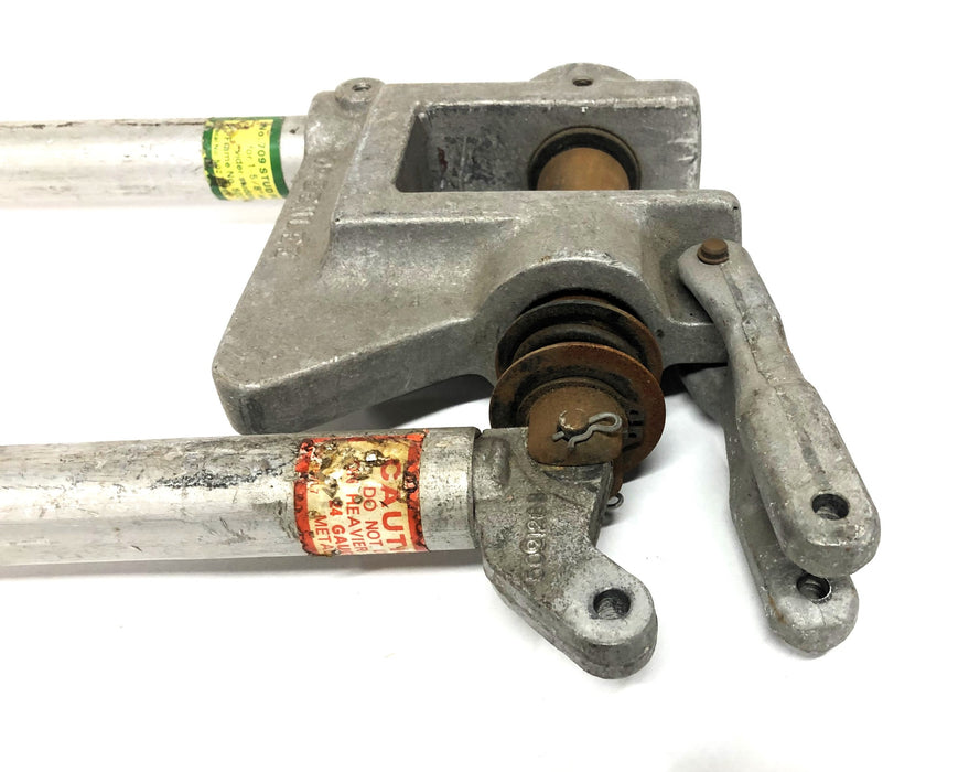Greenlee Flex-Grip 1-5/8 Inch C-Frame Stud Punch 709 USED