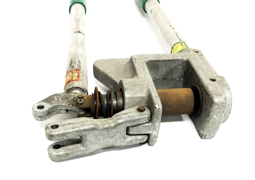 Greenlee Flex-Grip 1-5/8 Inch C-Frame Stud Punch 709 USED