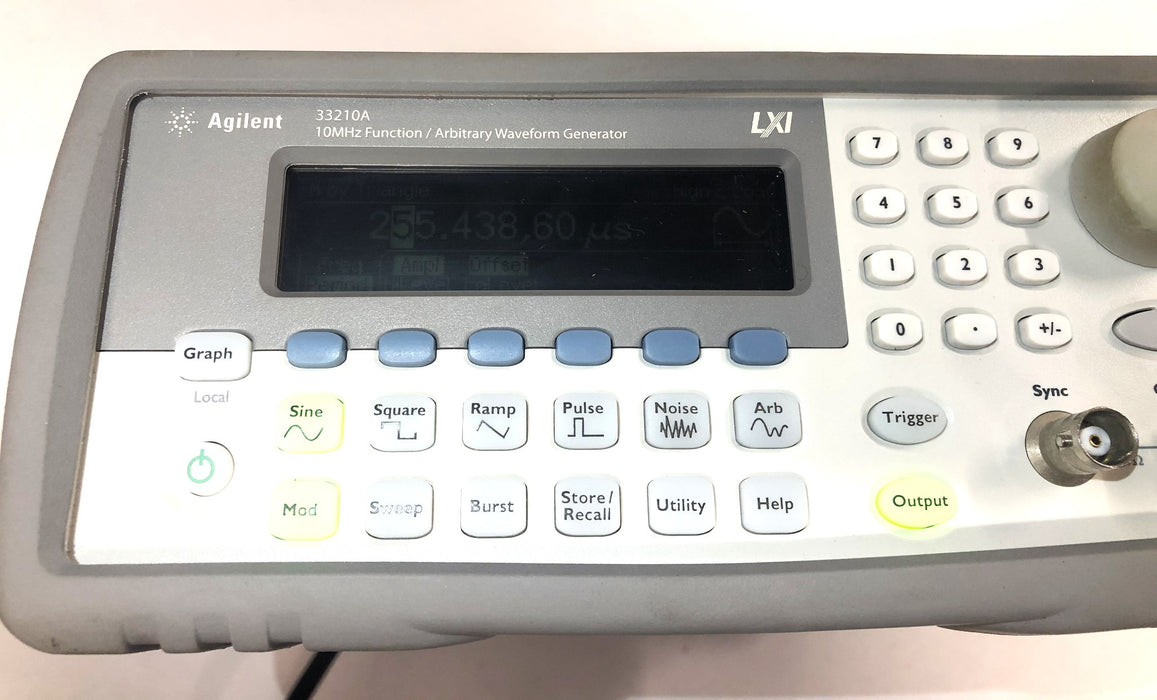 Agilent Function/Arbitrary Waveform Generator 10MHz 33210A USED