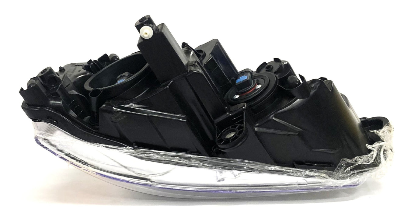 TYC Right Hand Halogen Headlight Assembly 20-6919-00 NOS