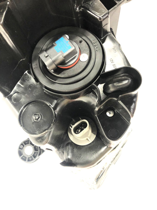 TYC Left Hand Halogen Headlight Assembly 20-6920-00 NOS