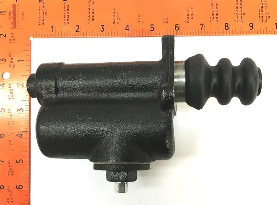 Total Source Forklift Master Cylinder LP605-1044 NOS