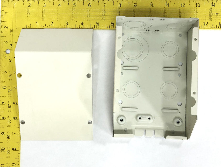 Legrand Fiber-Ready Divided Entrance End Fog White Missing Screws 2410DFO-FW NOS