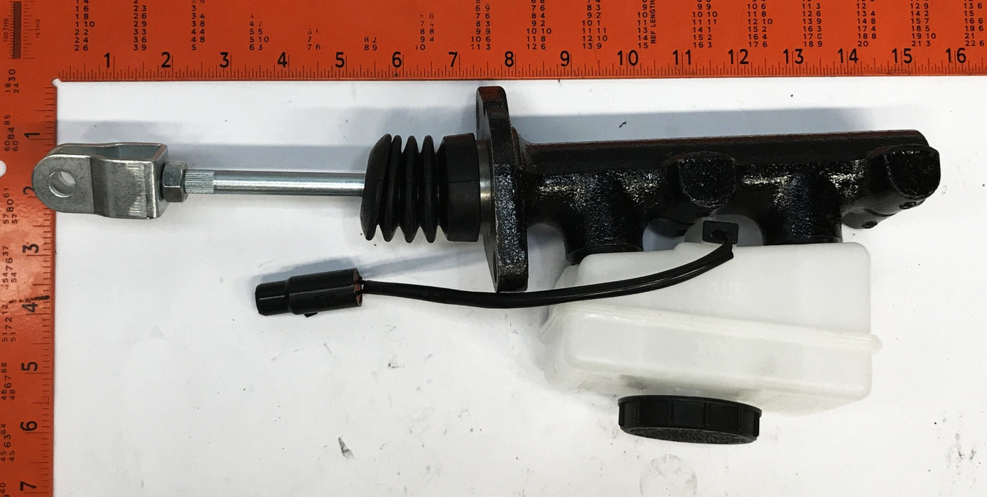 Total Source Forklift Master Cylinder LP605-7035 NOS