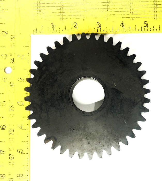 Unbranded 40 Tooth 4.94 Inch OD Gear 1.37 Inch Bore USED