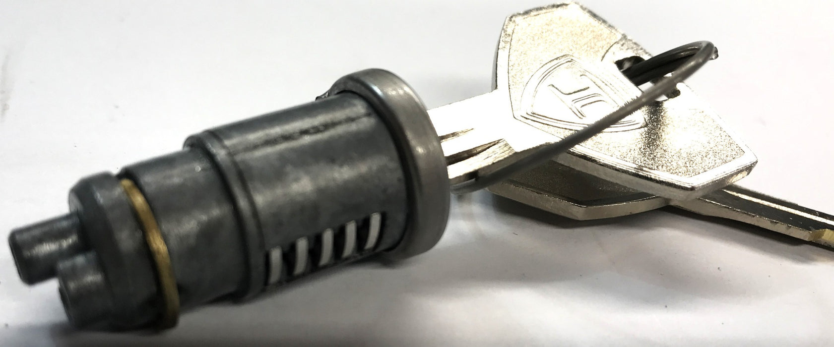 International Ignition Cylinder Lock With Keys 2586998C91 NOS
