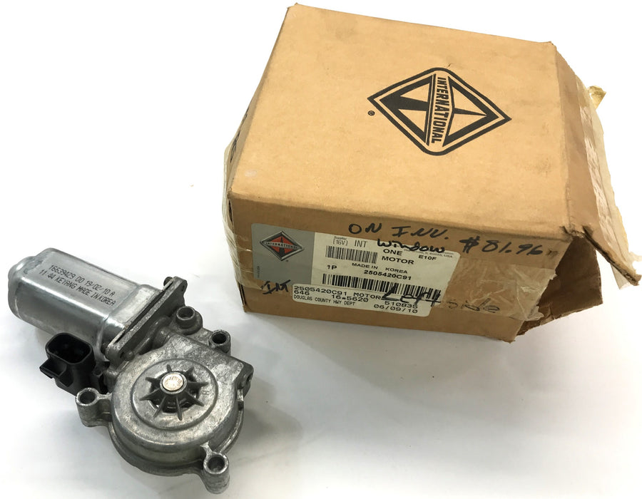 International Window Motor Assembly 2505420C91 NOS