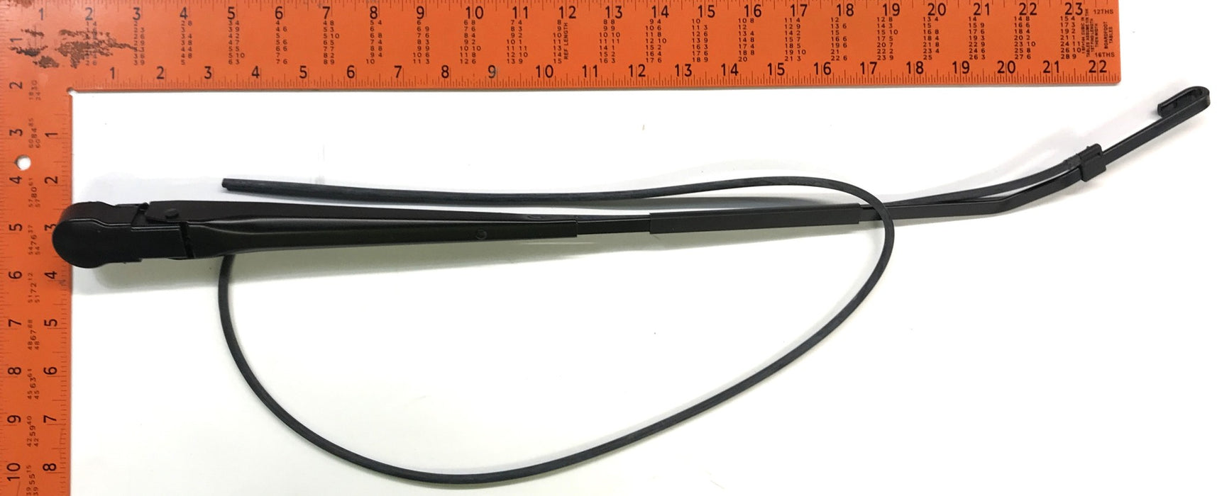 International Wiper Arm Assembly 3535050C3 NOS