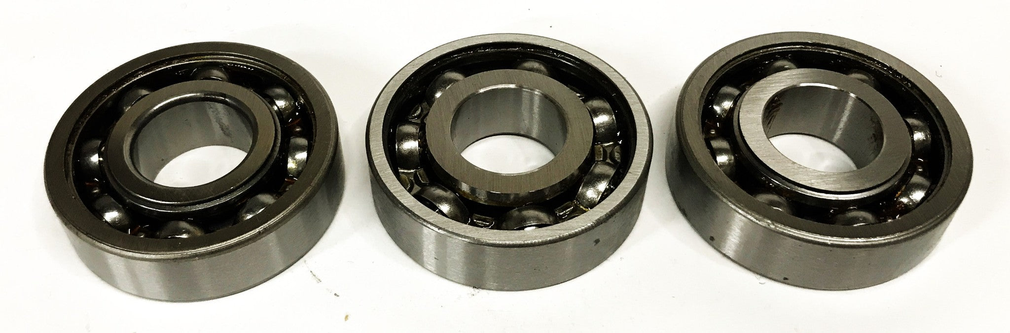 Unbranded 8-Ball Deep Groove Ball Bearing 3305 [Lot of 3] NOS