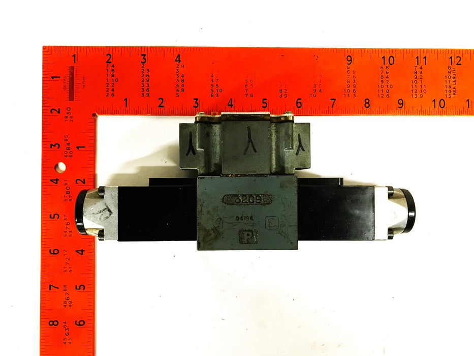 Rexroth Directional Solenoid Valve Assembly 4WE6E52/AW110-50/60N9DA USED