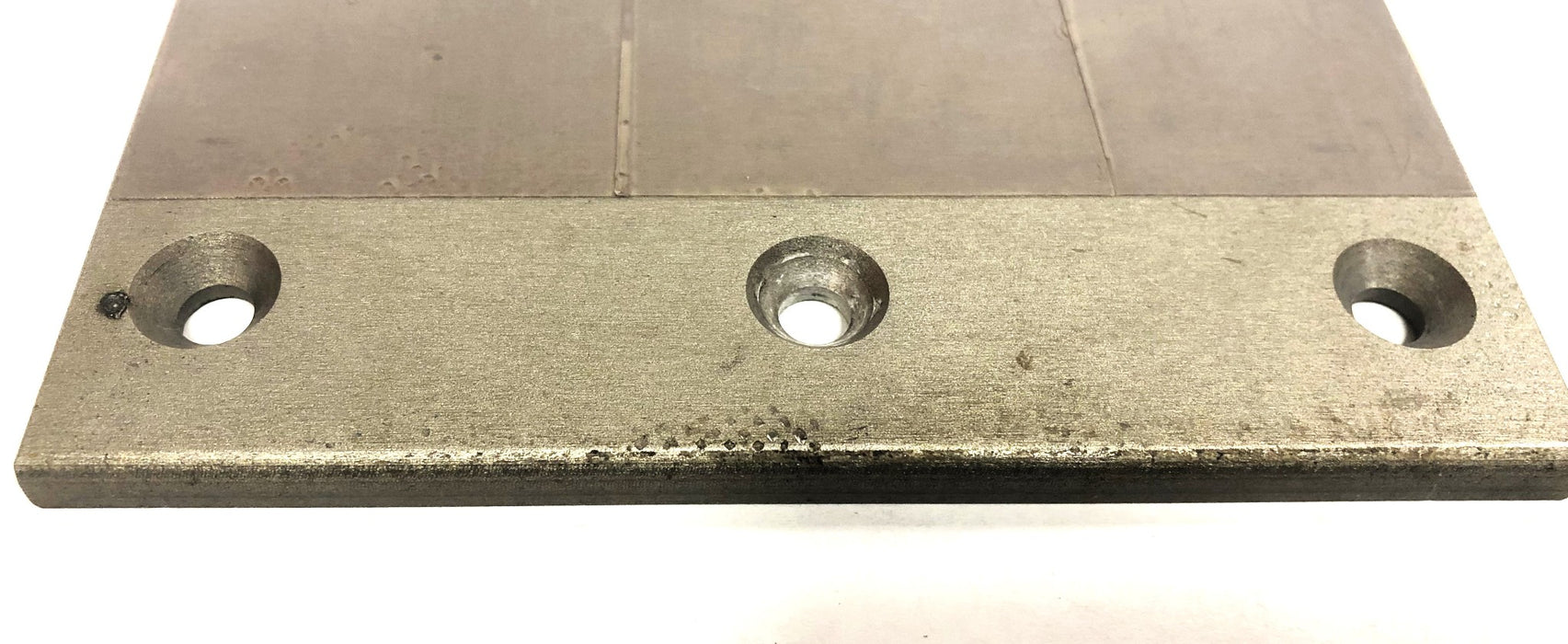 Unbranded 0.25 Inch Width Peel Plate 5.47X5.43 Inch OAL USED