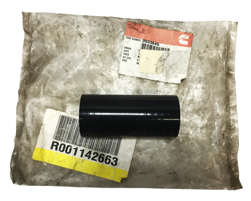 Cummins Oil Fill Hose 3933845 NOS