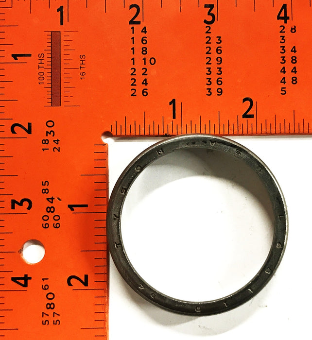 Unbranded Tapered Roller Bearing Cup L68110 [Lot of 8] NOS