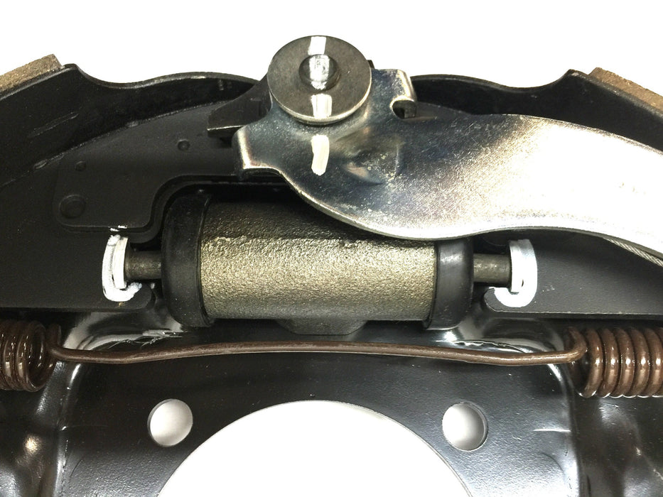 Dana LH Brake Assembly 060WD105 NOS