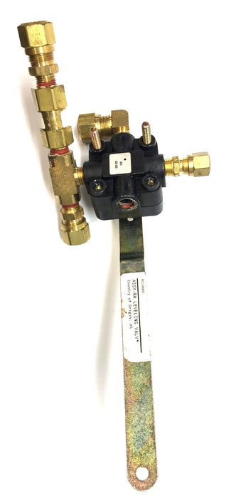Barksdale Height Control Valve Assembly 53321-Q232 (1120) USED