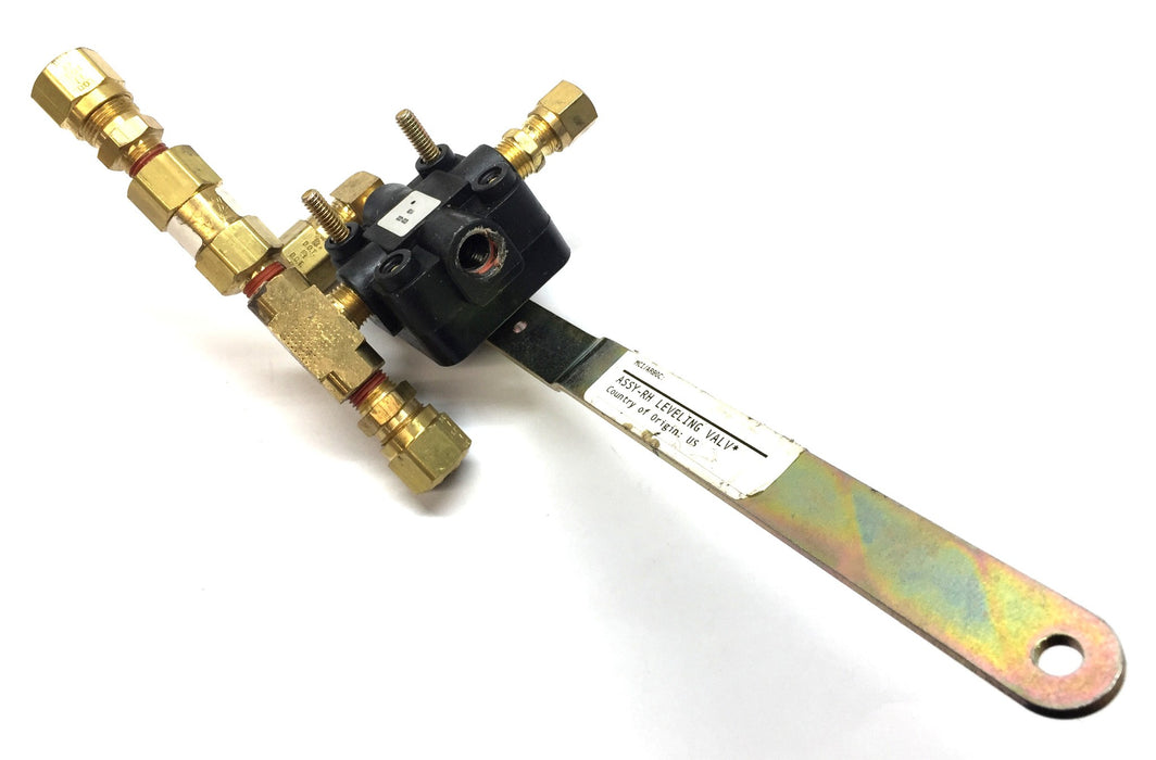 Barksdale Height Control Valve Assembly 53321-Q232 (1120) USED