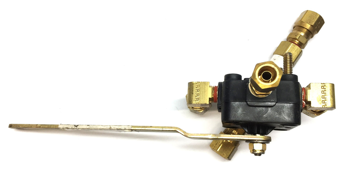 Barksdale Right-Hand Height Control Valve Assembly 53321-Q232 NOS
