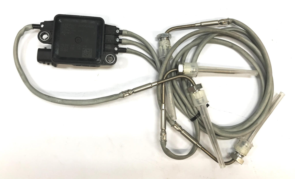 Cummins Exhaust Gas Temperature Sensor 4384561 NOS