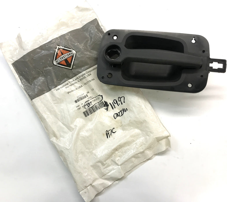 International Outside Door Handle Assembly 2505423C1 NOS