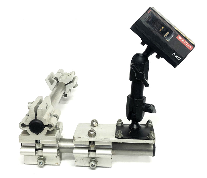 Microscan Mounted 10-28VDC 3 WATTS MAX MS-820 Barcode Scanner FIS-0820-0003 USED