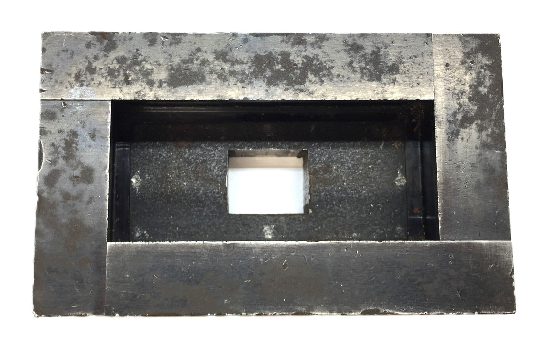 Greenlee 1.378 x 3.228 (35MM x 82MM) Rectangular Die Unit 60064 USED