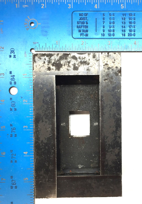 Greenlee 1.378 x 3.228 (35MM x 82MM) Rectangular Die Unit 60064 USED