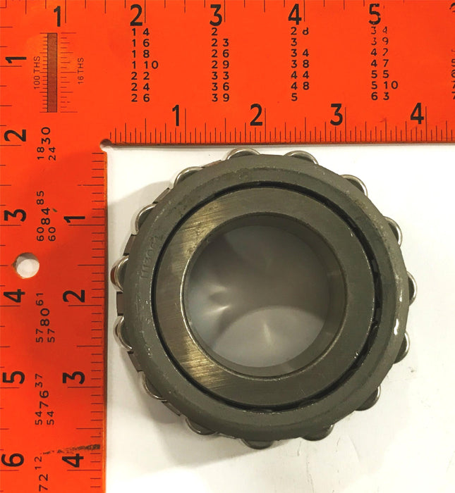 SKF Tapered Roller Bearing Cone AK-527 NOS
