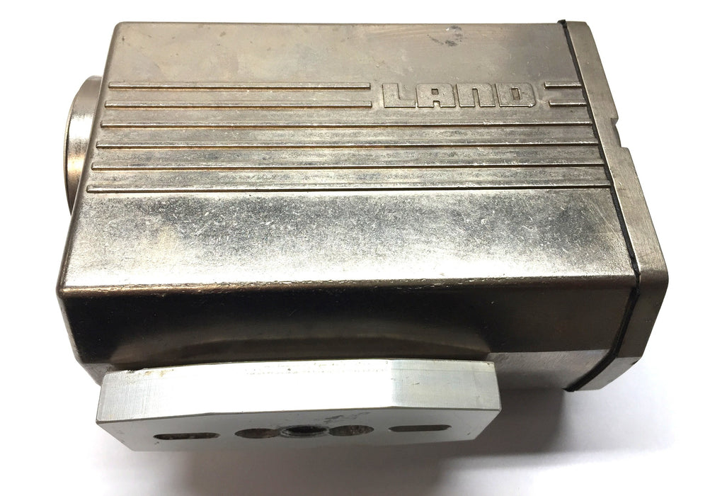 Land System 4 Infrared Temperature Measuring System 1100/2900F-V USED