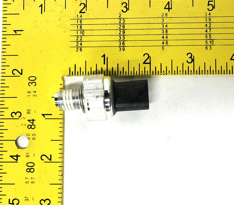 GM OEM Engine Oil Pressure Sensor 55488247 NOS
