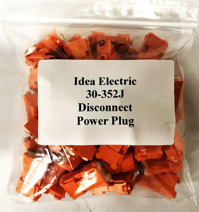 Idea Electric Luminaries Disconnect Power Plug 30-352J [Lot of 43] NOS