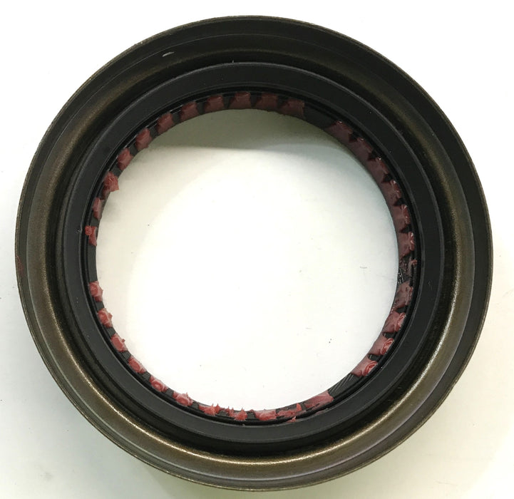 Meritor Drive Axle Wheel Oil Seal A1 1205 Y 2729 NOS
