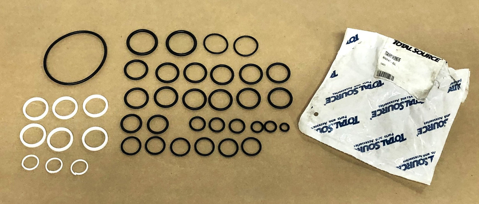 Total Source Seal Repair Kit For Hyster Forklift HY1499676 NOS