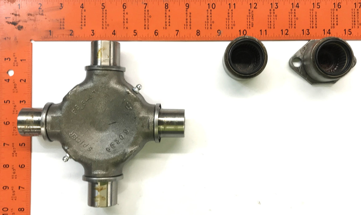 Spicer 1810 Series Universal Joint Kit 5-676X NOS