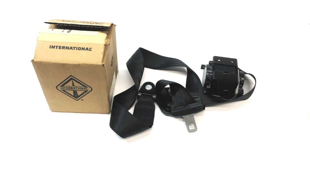 International Seat Belt Assembly 3711330C2 NOS