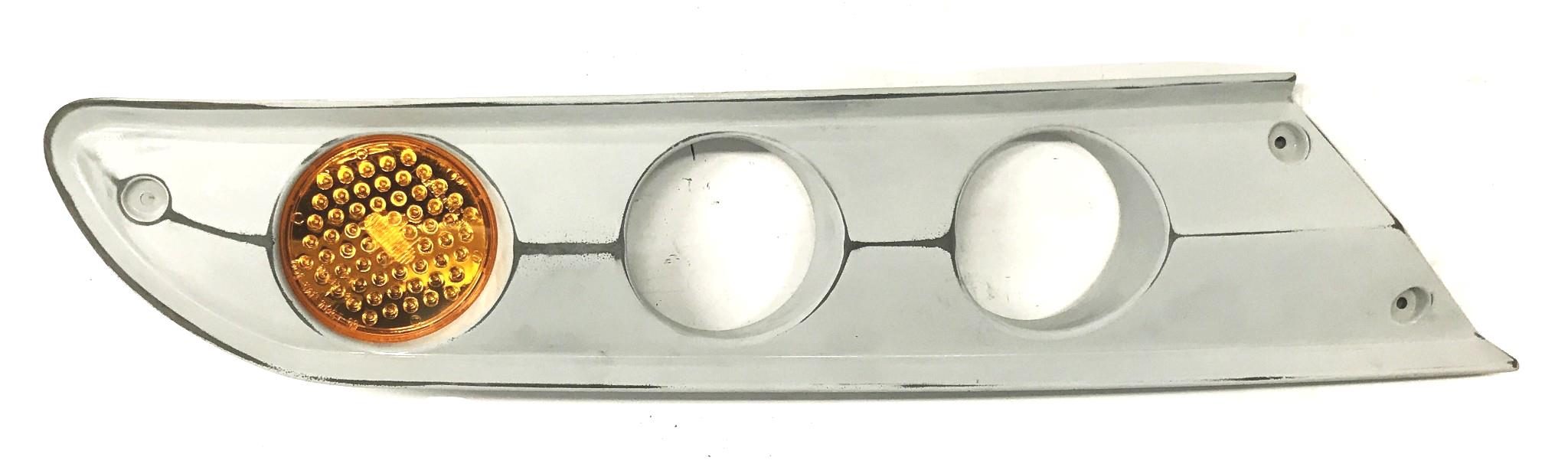 New Flyer Bus Turn Lamp Left Bezel Assembly 303081-RH NOS