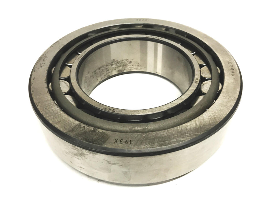 SKF Tapered Roller Bearing Cone and Cup 32221 NOS