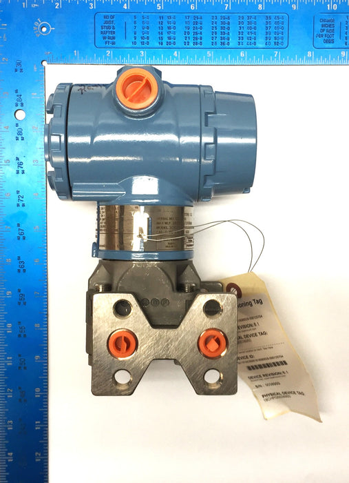 Rosemount 3051C Pressure Transmitter w/Hardware 3051CD2F04B2AM5K5H4RL6Q4Q8 NOS