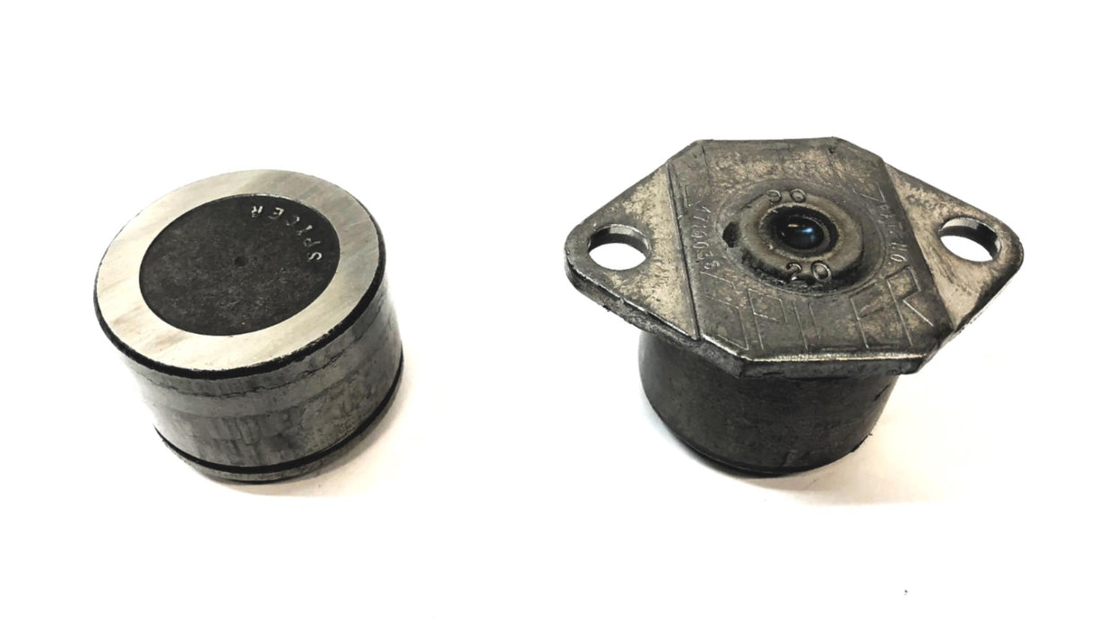 Spicer Universal Joint Kit 1696915C91 NOS
