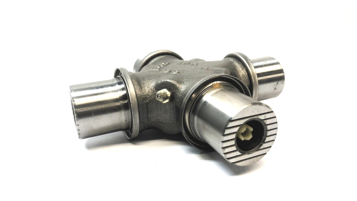 Spicer Universal Joint Kit 1696915C91 NOS