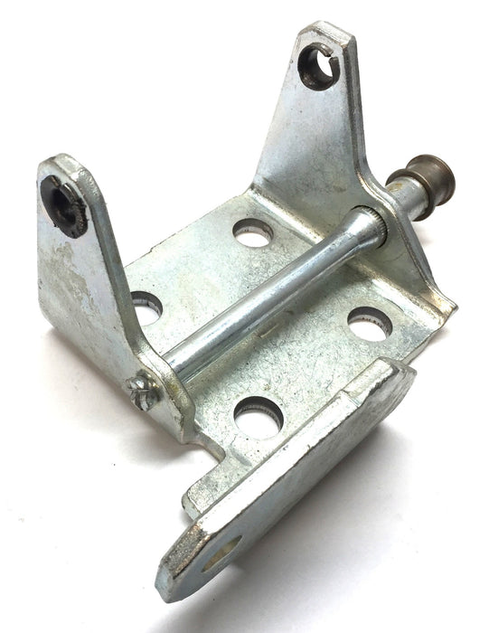 General Motors/GM Hinge Kit with Hardware 88979800 NOS